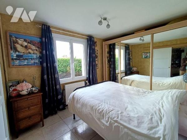 TRENTE CINQ NOTAIRES - à 1,5 km du centre-ville - maison indépendante de près de 140 m² habitab...