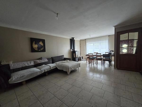 Maison Wattrelos beaux volumes, 3 grandes chambres et jardin 300 m2