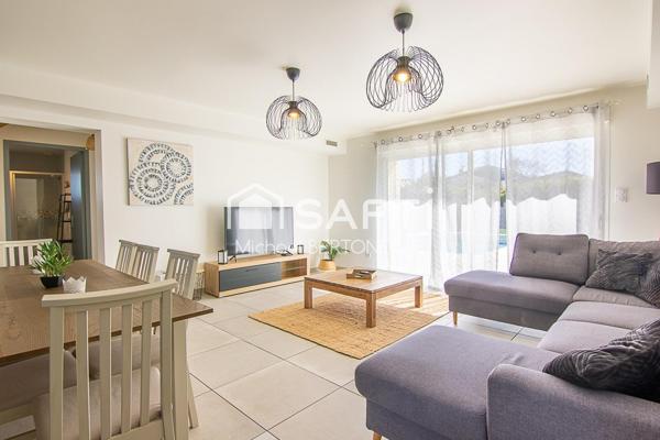 Maison en pierre rénovée | 125 m² | 5 chambres | Piscine chauffée | Terrain 500 m² | Saint-Germain-la-Rivière | Proche Libourne et Saint-André-de-Cubzac