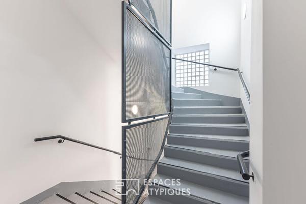 Loft industriel brut à aménager