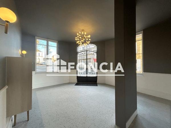 Location Appartement 3 pièces 62 m² - 2 RUE JEAN MOULIN - APT 301 Saintes 17100