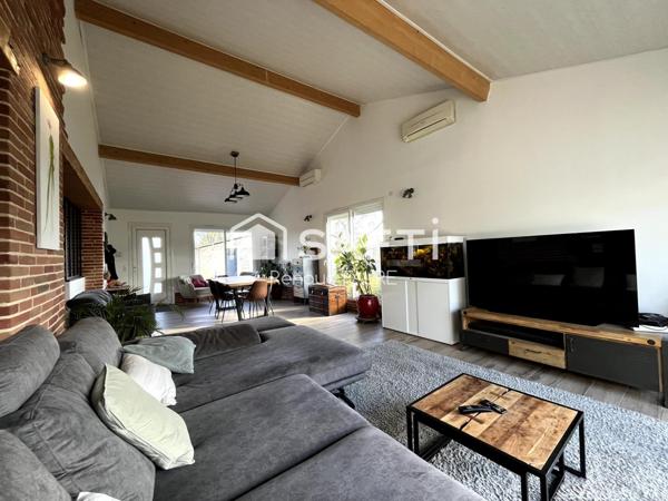 Maison T7 de 200m² avec nombreuse dépendance sur plus de 8400m² de terrain