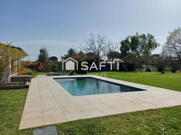 Maison T7 de 200m² avec nombreuse dépendance sur plus de 8400m² de terrain