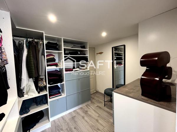 Maison T7 de 200m² avec nombreuse dépendance sur plus de 8400m² de terrain