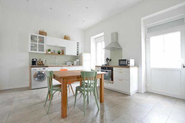 Maison à vendre    4 pièces • 100 m2 Rue