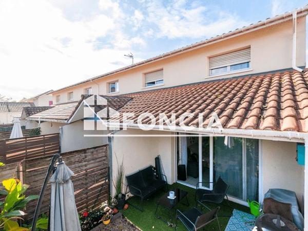 À vendre Immeuble 389 m² - Saint-pierre-du-mont 40280