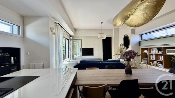 Appartement T4 à vendre  4 pièces - 86,90 m 2   VANNES  - 56
