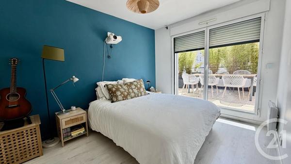Appartement T4 à vendre  4 pièces - 86,90 m 2   VANNES  - 56