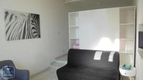 Appartement à louer 1 pièce 31.73m²