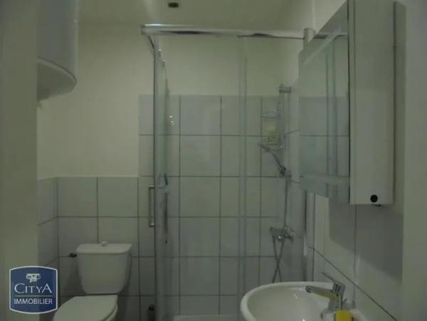 Appartement à louer 1 pièce 31.73m²