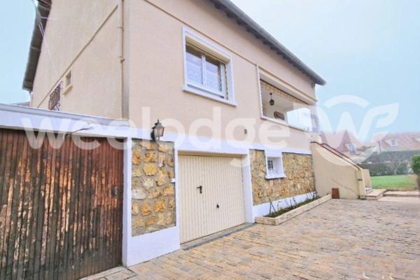 Maison à vendre 7 pièces de 199 m² à Saclay