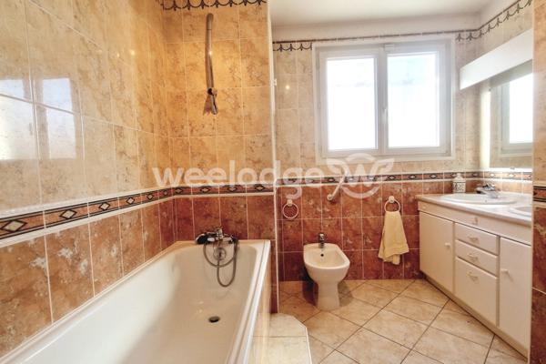 Maison à vendre 7 pièces de 199 m² à Saclay