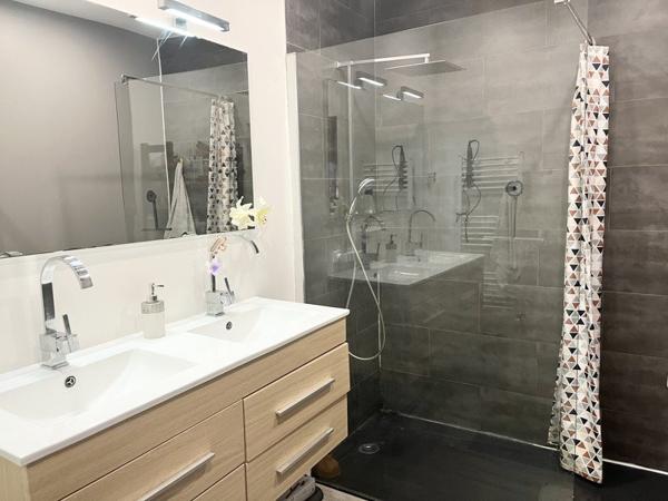 Immeuble à vendre |  Aire-sur-l'Adour |  473 m²