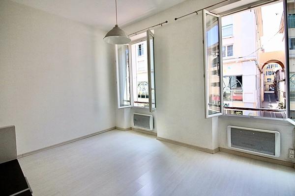 Investissement Locatif - Studio de 30 m² situé au centre-ville - 83300 Draguignan - Réf 83566632