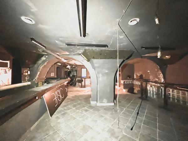 Bastia Vieux-port - Murs commerciaux 157m2