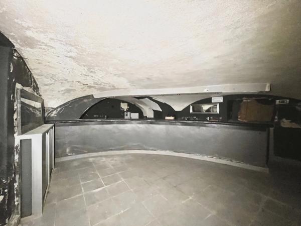 Bastia Vieux-port - Murs commerciaux 157m2