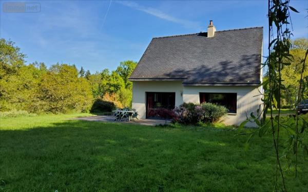 Maison individuelle à vendre à Carhaix-Plouguer dans le Finistère (29270), ref : 29066-1094010