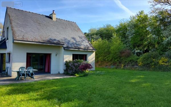 Maison individuelle à vendre à Carhaix-Plouguer dans le Finistère (29270), ref : 29066-1094010