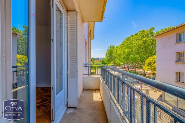Appartement à vendre 3 pièces 66.04m² Bron (69500)