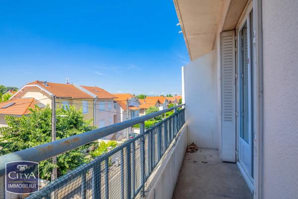 Appartement à vendre 3 pièces 66.04m² Bron (69500)