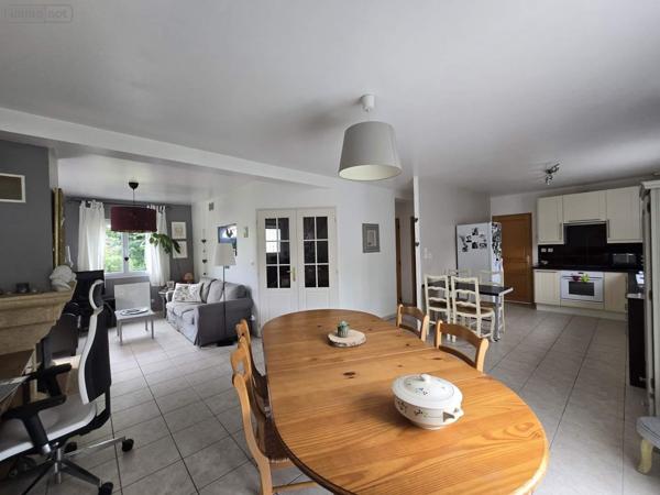 Maison à vendre à Bourg-Achard dans l'Eure (27310), ref : 065/353   
Centre ville