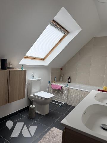 Contemporaine en très bon état 