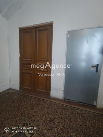 Immeuble à ROMILLY-SUR-SEINE, 10100 - 212m²