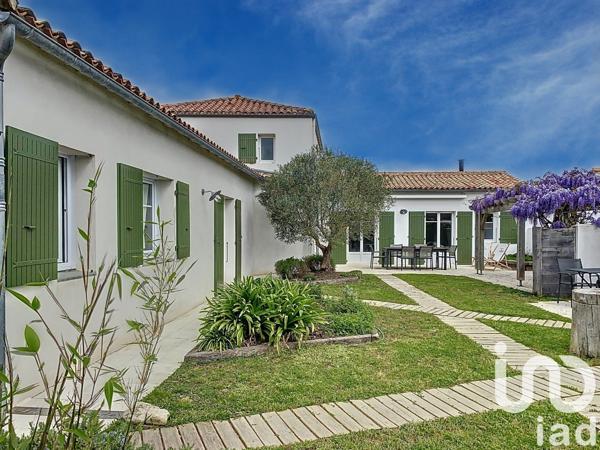 Maison 5 pièces de 158 m² à Sainte-Marie-de-Ré (17740)