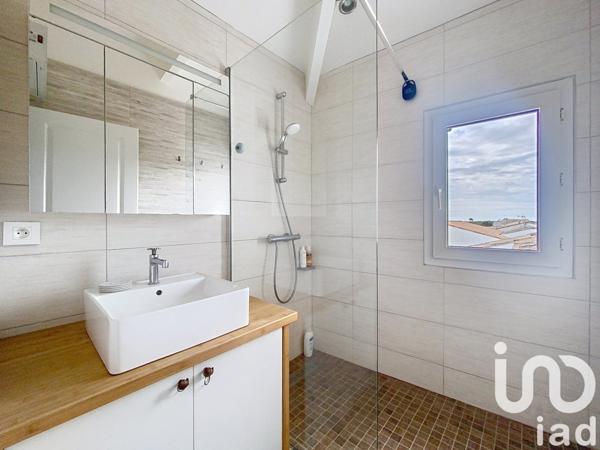 Maison 5 pièces de 158 m² à Sainte-Marie-de-Ré (17740)