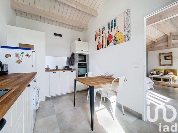 Maison 5 pièces de 158 m² à Sainte-Marie-de-Ré (17740)