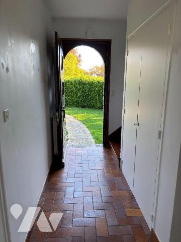 Maison a Vendre à BRIEC, en Finistère Sud (29), en EXCLUSIVITE, au Calme en impasse, dans le Bo...