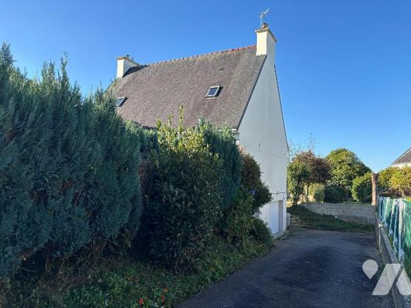 Maison a Vendre à BRIEC, en Finistère Sud (29), en EXCLUSIVITE, au Calme en impasse, dans le Bo...