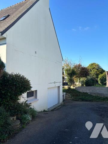 Maison a Vendre à BRIEC, en Finistère Sud (29), en EXCLUSIVITE, au Calme en impasse, dans le Bo...