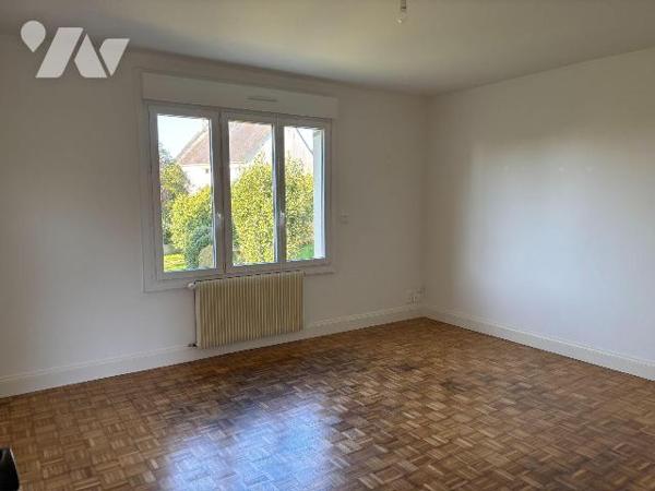 Maison a Vendre à BRIEC, en Finistère Sud (29), en EXCLUSIVITE, au Calme en impasse, dans le Bo...