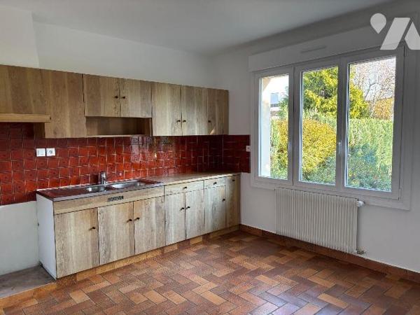 Maison a Vendre à BRIEC, en Finistère Sud (29), en EXCLUSIVITE, au Calme en impasse, dans le Bo...