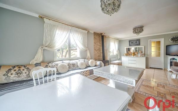 Maison à vendre    6 pièces •  Senozan