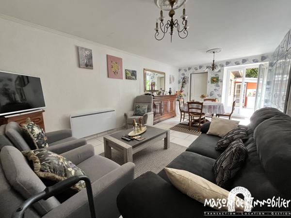 Vente Maison de plain-pied - 3 pièces - 78m² - Jardin clos et combles aménageables - Aux portes de COGNAC
