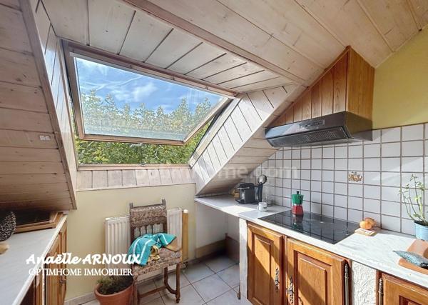 Appartement cosy 2 pièces avec mezzanine en dernier étage