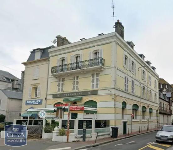Appartement à louer 2 pièces 38m² Trouville-sur-Mer (14360)