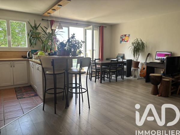 Appartement à vendre 4 pièces 82,68 m² Croissy-sur-Seine
