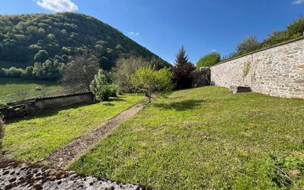 Maison à vendre    4 pièces • 91,86 m2 Saint-Étienne-de-Crossey