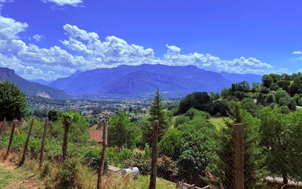 Maison à vendre    4 pièces • 91,86 m2 Saint-Étienne-de-Crossey