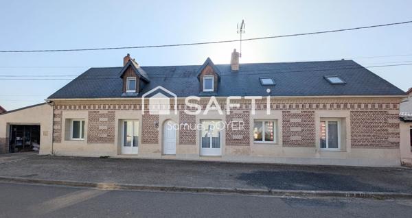 GRANDE MAISON INDIVIDUELLE, DEUX GARAGES, JARDIN