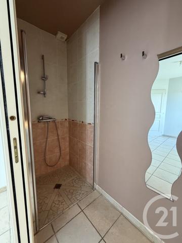 Maison à vendre  4 pièces - 75,58 m 2   ROYAN  - 17