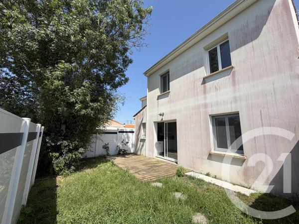 Maison à vendre  4 pièces - 75,58 m 2   ROYAN  - 17