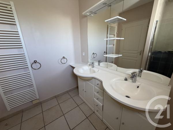 Maison à vendre  4 pièces - 75,58 m 2   ROYAN  - 17