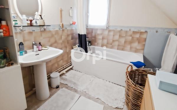 Maison à vendre    4 pièces • 97,15 m2 La Chapelle-en-Serval