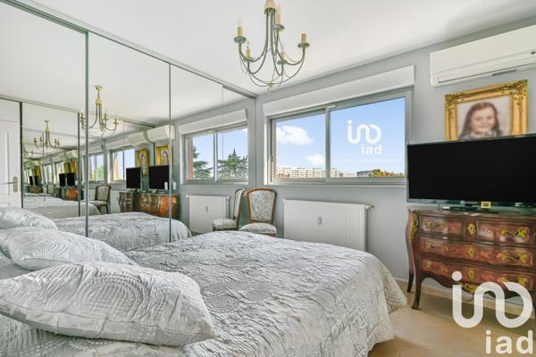 Appartement à vendre 5 pièces 141 m² Rueil-Malmaison