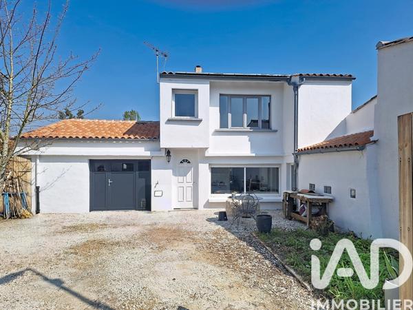 Maison à vendre 4 pièces 115 m² Dompierre-sur-Mer