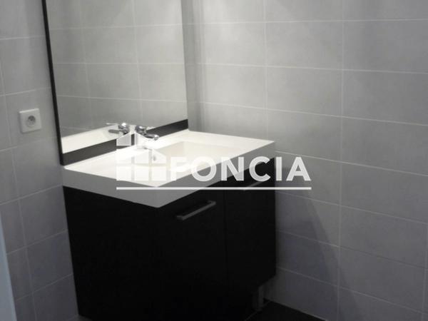 Location Appartement 3 pièces 65.8 m² - 11 CHEMIN DU CLOCHER MONTEE B Metz Tessy 74370